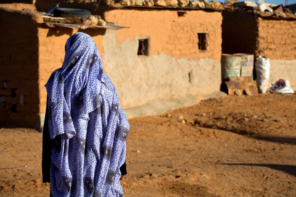 PREMIO LOCAL-A ESPALDAS DEL MUNDO 1